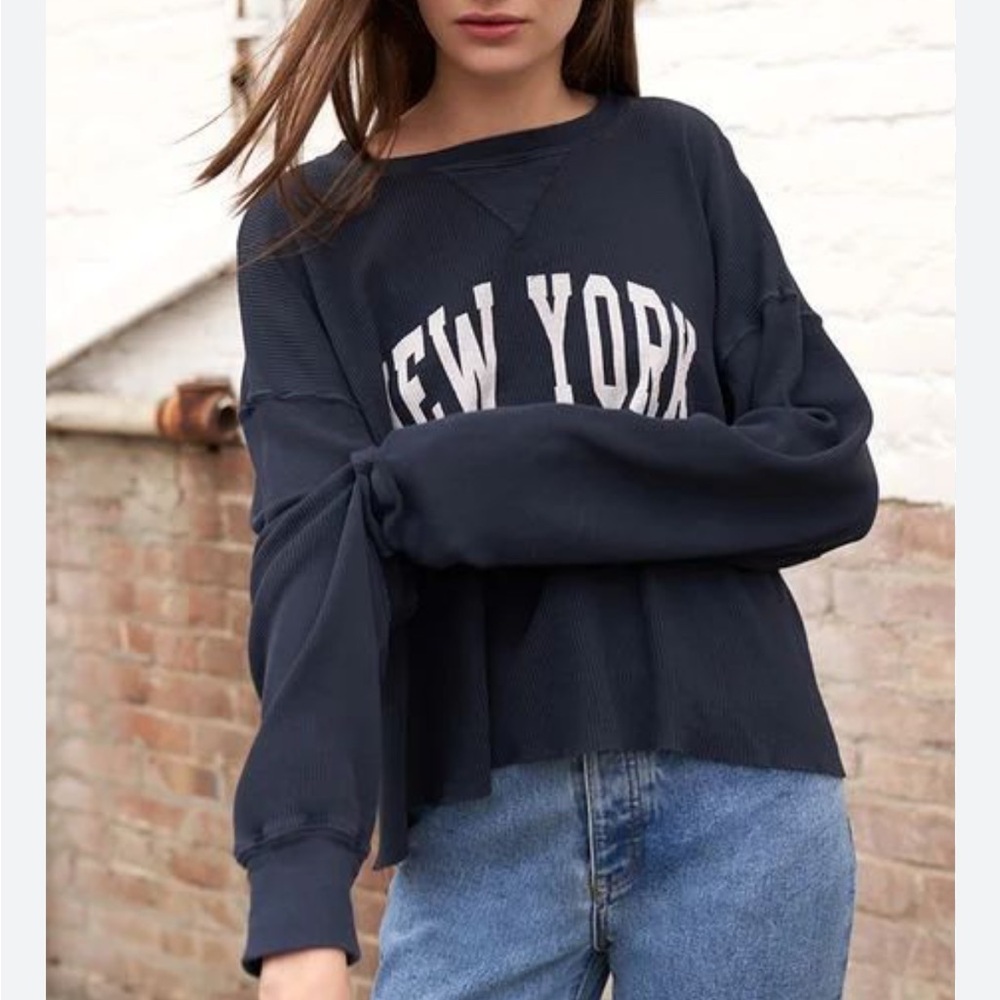 J. Galt Brandy Melville Women's Navy Graphic long sleeve